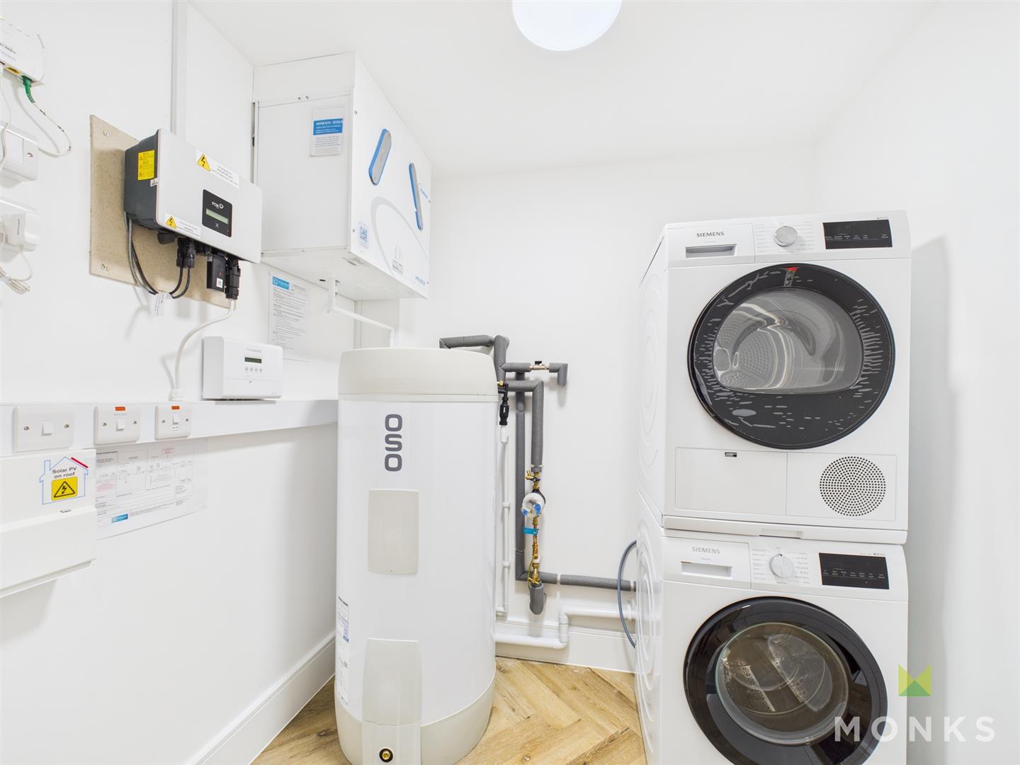 Penthouse 42 Old Coleham Court, Shrewsbury, SY3 7BS For Sale